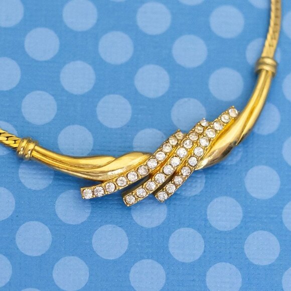18 inch, Vintage Rhinestone Abstract Waves Necklace by Avon - M27 - Picture 1 of 3